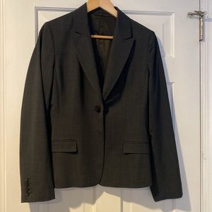 Elie Tahari 3 pc suit, navy textured print